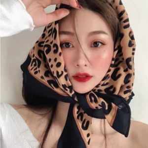 ผ้าโพกหัวลายเสือ【70x70 ซม】ผ้าพันคอลายเสือ ผ้ามัดผมเกาหลี